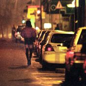 <p><em>Presentasjon av ny rapport kan lastes ned fra seminarets nettside.</em></p>
<p>Den nye Fafo-rapporten "Ikke våre barn" viser hvordan arbeidet med å identifisere og følge opp mindreårige ofre for menneskehandel ofte svikter. På dette seminaret presenterte vi noen av utfordringene og mulige løsninger. Barne-, likestillings- og inkluderingsminister Solveig Horne ble overrakt rapporten, mens representanter fra politiet, UDI og Redd Barna var invitert til å tenke høyt rundt funnene og løsningsforslagene rapporten presenterer.</p>
